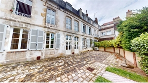 maison-villa à la vente -   89000  AUXERRE, surface 380 m2 vente maison-villa - APR693740